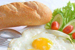 Sức khỏe đời sống - Sai lầm khi ăn sáng biến thực phẩm thành "kẻ thù" tàn phá dạ dày, gan, thận