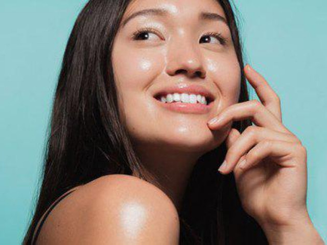 Làm đẹp - Mách bạn 3 mẹo giúp da luôn 'ngậm nước' vào mùa hè