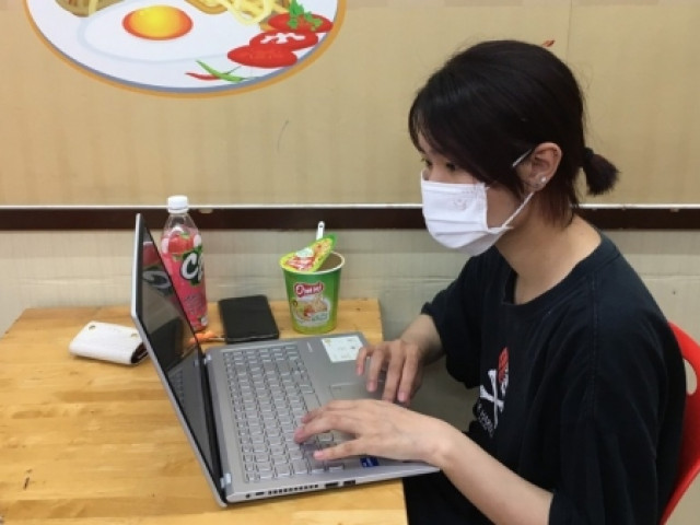 Bạn trẻ - Cuộc sống - Giới trẻ và xu hướng làm việc ở quán cà phê xuyên đêm