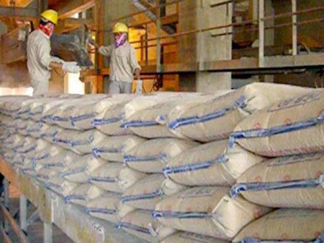 Kinh doanh - Vì sao giá tăng cao, doanh nghiệp sản xuất xi măng vẫn “khó thở”?