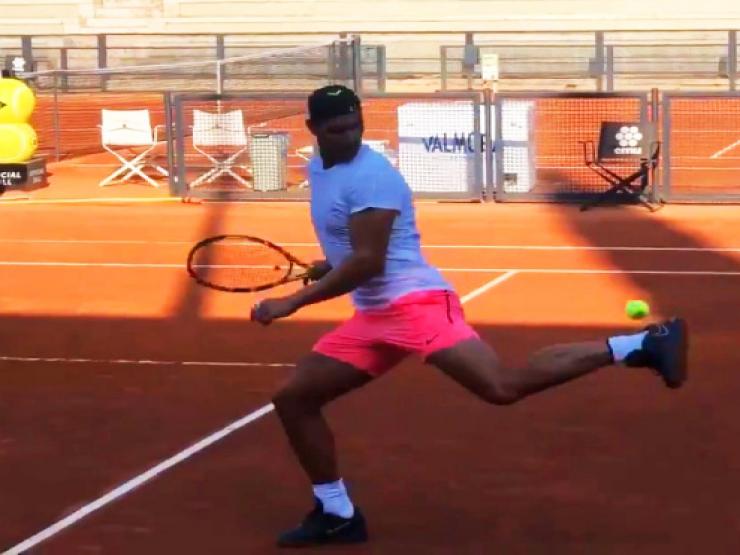 Thể thao - Nadal như "ảo thuật gia", dùng chân chơi bóng tennis tuyệt đỉnh