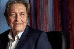 Thế giới - Cha tỷ phú Elon Musk sẵn sàng hiến tinh trùng, tạo ra các thế hệ thông minh