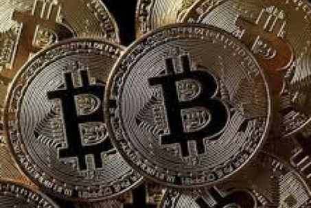 Hơn 300 triệu USD chạy khỏi ví của thợ đào Bitcoin trong một ngày, có người bỏ cuộc