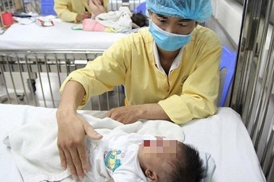 Bệnh nhân mắc cúm mùa nhập viện. (Ảnh minh họa).
