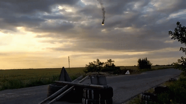 Ukraine tung clip bắn rơi tiêm kích Nga - 1