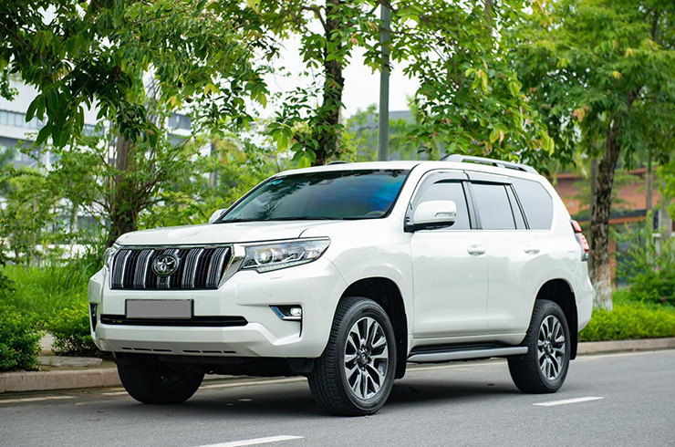 Toyota Land Cruiser Prado VX 2022 chạy siêu lướt được rao bán giá "hấp dẫn" - 4