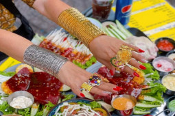 Kinh doanh - Người phụ nữ Sài Gòn đeo 70 cây vàng trên người và lý do bất ngờ