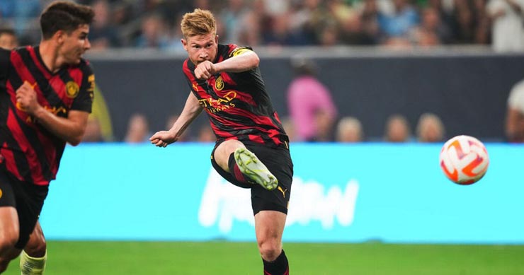 De Bruyne tỏa sáng rực rỡ