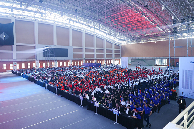 Lễ Kick-off SuperNova sôi động với sự tham gia của hơn 2500 chuyên viên tư vấn bất động sản