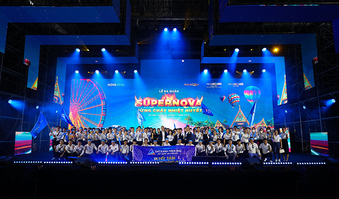 Đội ngũ Đất Xanh Miền Bắc hừng hực khí thế tại Lễ ra quân SuperNova