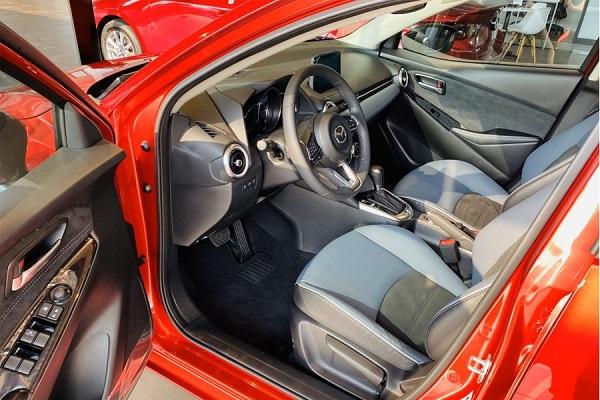 Giá xe Mazda 2 cuối tháng 07/2022, rẻ nhất 479 triệu đồng - 11