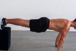 Làm đẹp - 5 bài tập tăng cơ ngực cho nam giới có thể thực hiện tại nhà