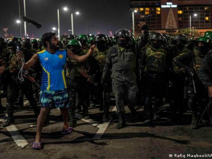 Thế giới - Sri Lanka: Quân đội đột kích trại của người biểu tình, bắt giữ nhiều thủ lĩnh