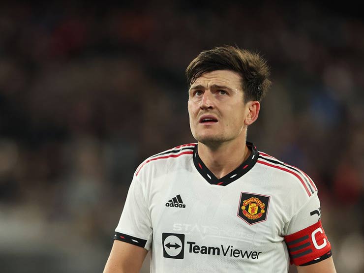 Lộ lý do MU - Ten Hag tiếp tục tin vào Maguire, “lính mới” Martinez chưa chắc suất