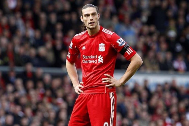 "Bom xịt" Andy Carroll từng khiến "The Kop" day dứt