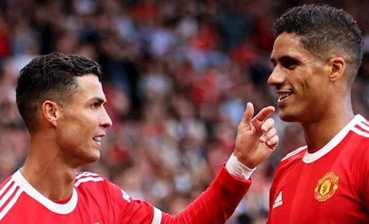 Ronaldo và Varane tại MU