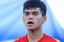Bóng đá - “Quang Hải 2.0” cần thêm thời gian để chứng minh tài năng