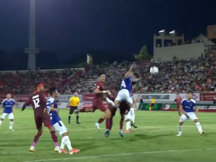 Bóng đá - Trực tiếp bóng đá Bình Định - Đà Nẵng: Không còn hy vọng (Hết giờ)