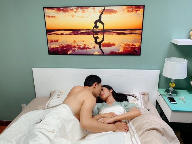 Dù có vợ đẹp, Thiếu Phong vẫn hẹn hò với Thiên Thư.