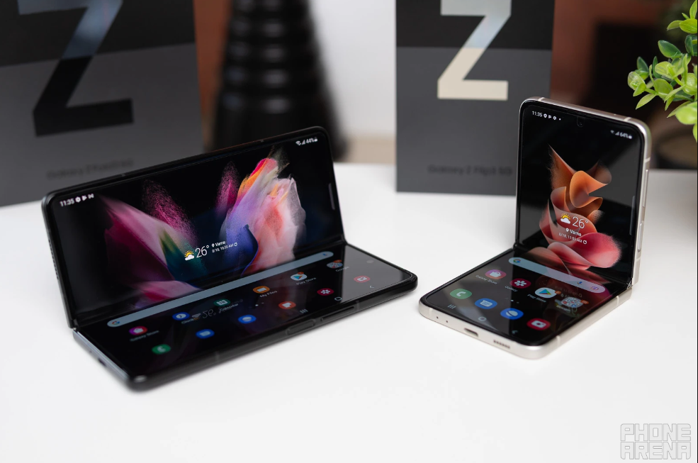 Galaxy Z Fold 4 sẽ kế nhiệm Galaxy Z Fold 3.