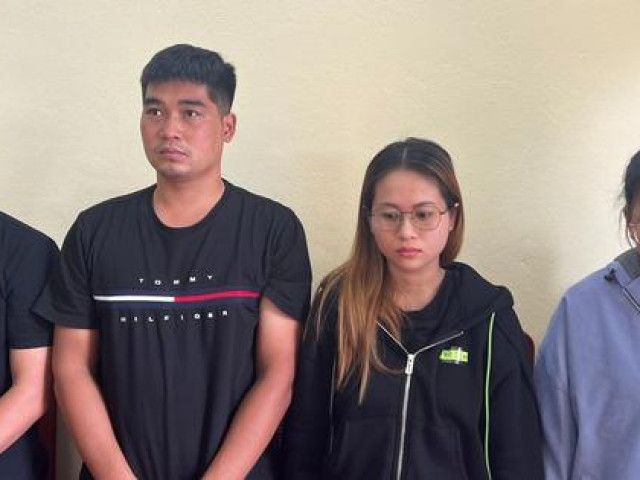 Pháp luật - 4 người ở TP HCM "bày binh bố trận" lừa đảo 1,7 tỉ đồng