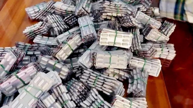 Số thuốc tân dược bị tạm giữ.