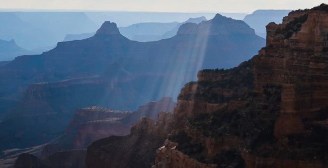 Chinh phục đại vực Grand Canyon, ngắm khoảnh khắc đất trời giao thoa tuyệt diệu - 5
