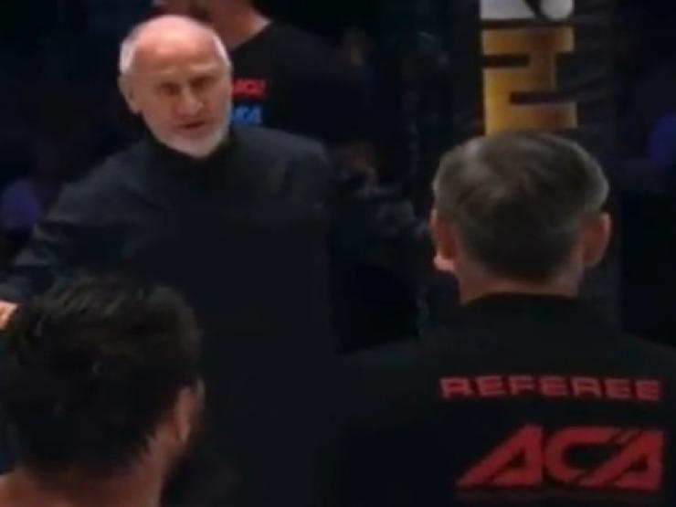 Thể thao - Chấn động võ sĩ trẻ bỏ mạng khi đấu tập, "ông trùm" đuổi cả 2 đối thủ khỏi sàn đấu