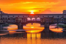 Du lịch - Tới Italia ghé thăm Ponte Vecchio, cây cầu đá lâu đời nhất ở châu Âu