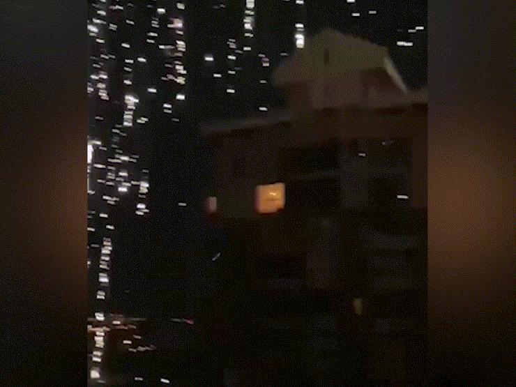 Thế giới - VIDEO: Chất nổ bí ẩn rơi như mưa từ trên trời xuống tỉnh Donetsk