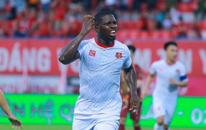 Tiền đạo Rimario cùng các ngoại binh đang là hơi thở ở nhiều đội bóng V-League