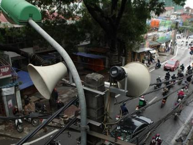 Tin tức trong ngày - Hà Nội chuyển đổi 100% loa phường sang phát thanh công nghệ năm 2025