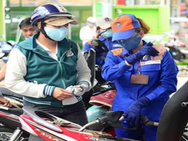 Thị trường - Tiêu dùng - Giá xăng dầu hôm nay 26/7: Tăng giảm trái chiều