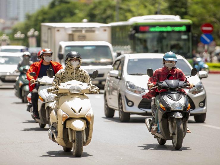 Tin tức trong ngày - Dự báo thời tiết ngày 26/7: Cảnh báo tia UV gây hại rất cao