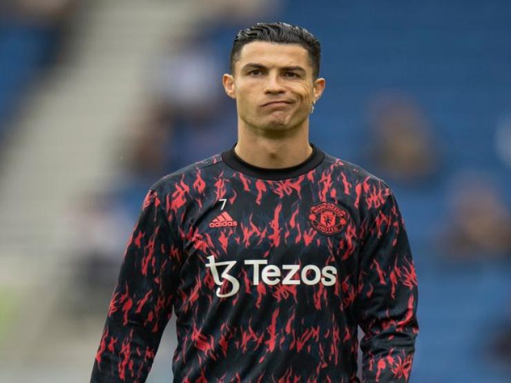 Nóng Ronaldo trở lại MU hôm nay: Họp khẩn với Ten Hag, báo Anh lộ tin mừng
