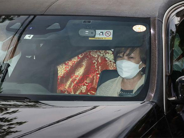 Xe chở phu nhân cố Thủ tướng Shinzo Abe gặp tai nạn