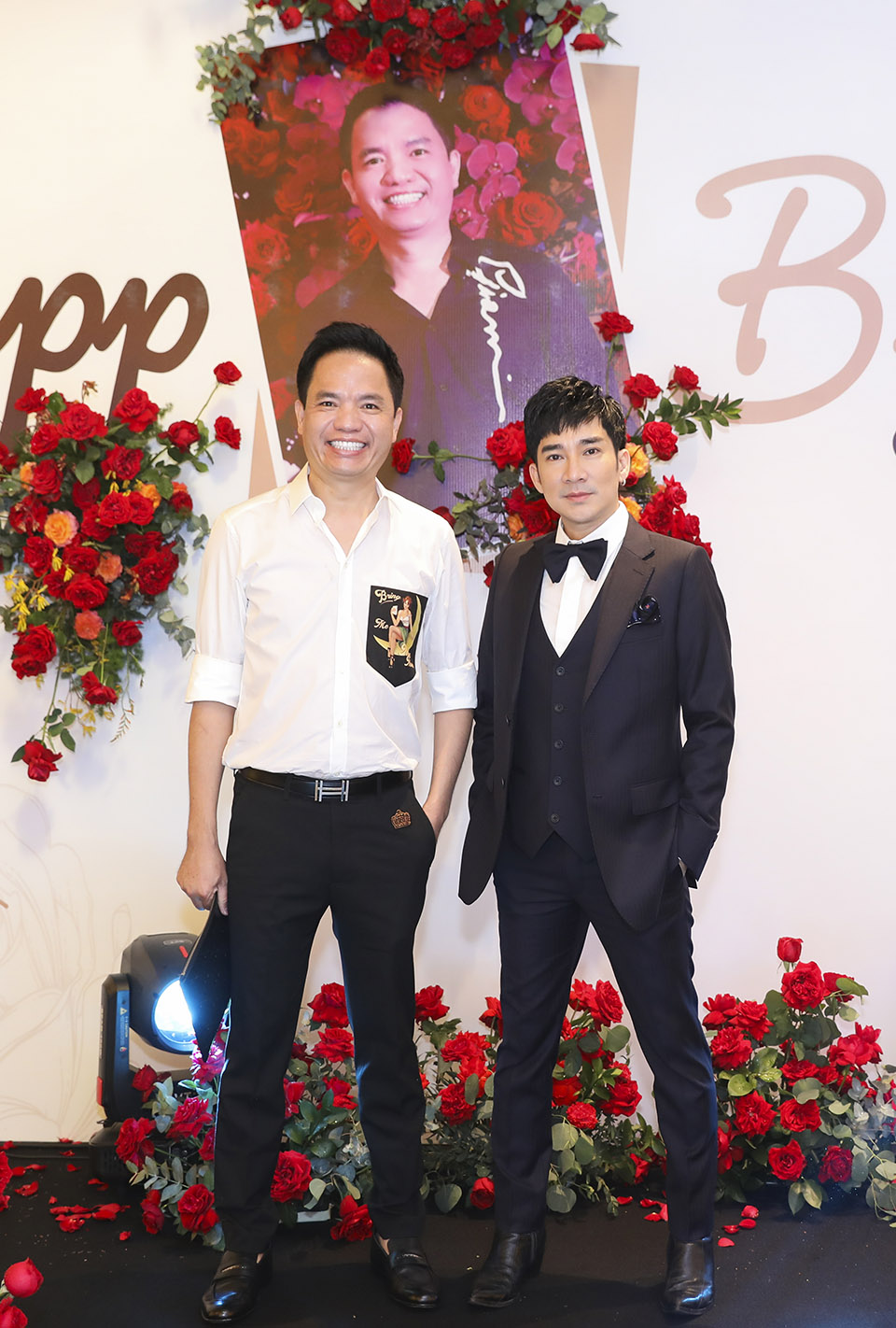 Quang Hà tự tay tổ chức sinh nhật cho anh trai, kiêm quản lý - Quang Cường