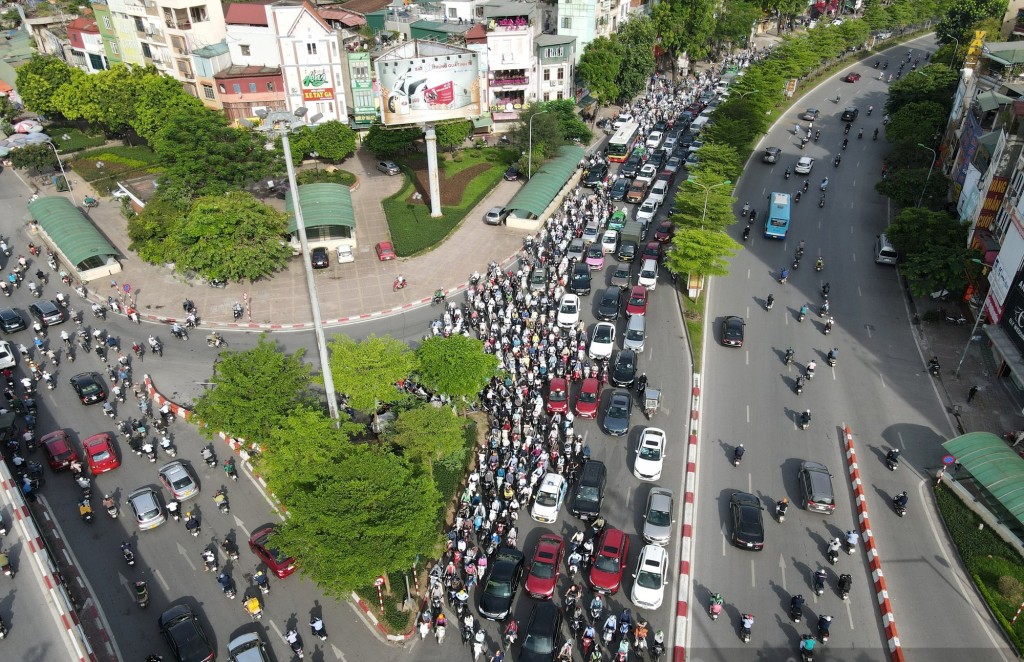 Sau khi thí điểm tổ chức lại giao thông tại tất cả các nút giao đều giảm nhiệt ùn tắc, các phương tiện di chuyển thuận tiện hơn nhiều