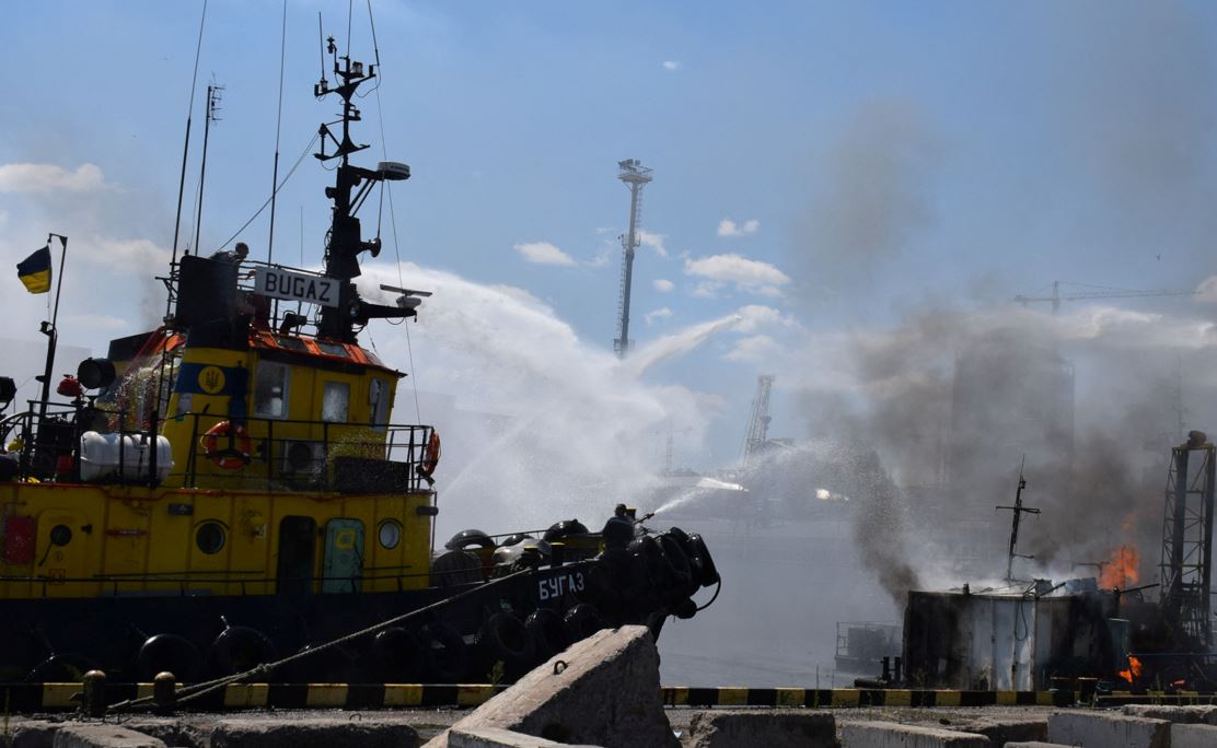Cảng Odessa bị trúng tên lửa hôm 22.7 (ảnh: CNN)
