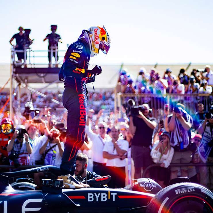 Chiến thắng thứ 7 trong 12 chặng mùa này của Verstappen