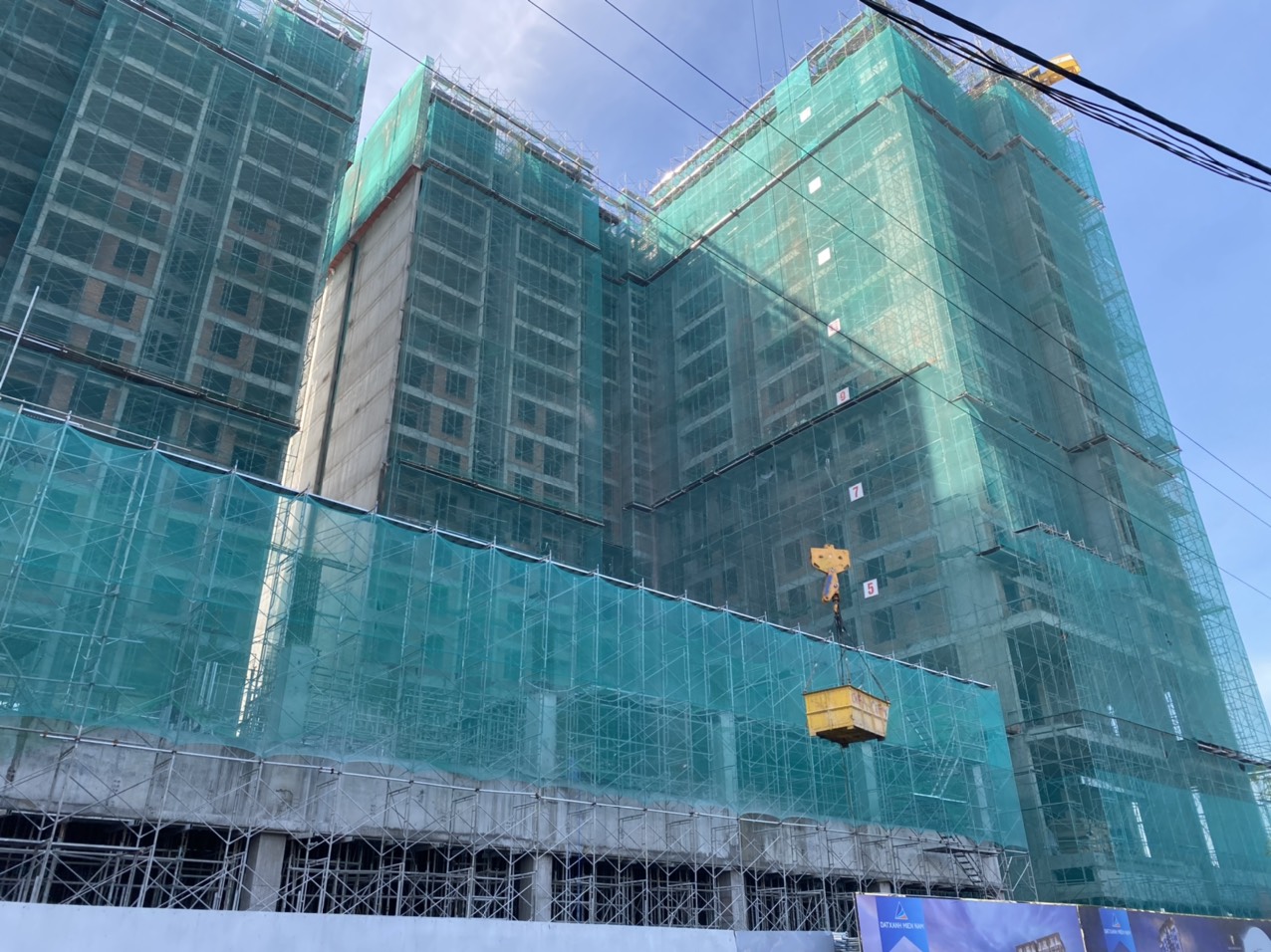 HT Pearl với tiến độ thi công nhanh chóng đến tầng 18 (cập nhật tháng 7/2022).