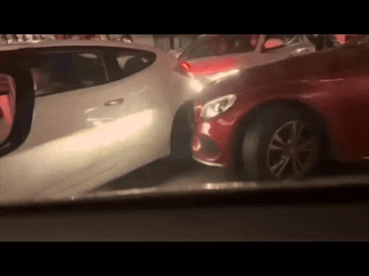 Ô tô - Clip: Pha "dằn mặt" có 1 không 2 của tài xế