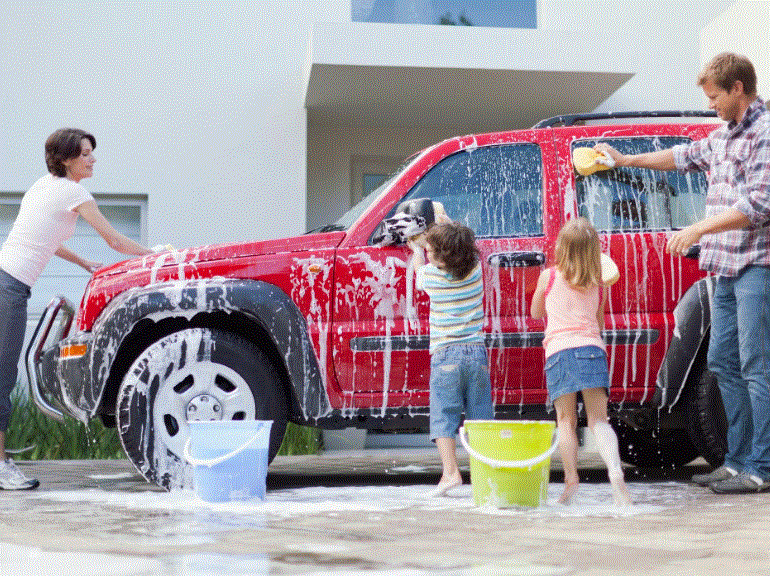 Đây là cách rửa xe ô tô tại nhà sạch sẽ không thua kém rửa xe chuyên nghiệp - 3
