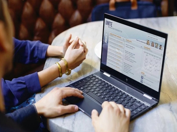 Top những laptop văn phòng có hiệu năng mượt nhất