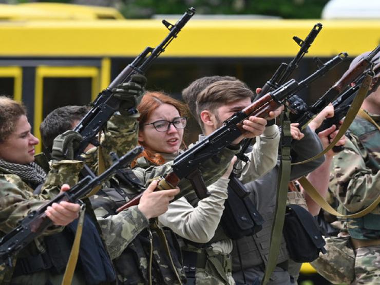 Báo Mỹ nêu điều bất cập trong cách tuyển quân của Ukraine