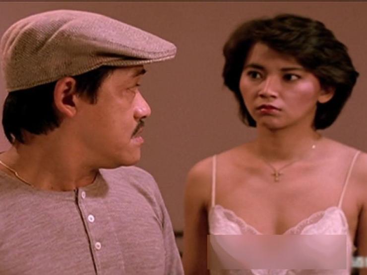 Phim - "Nữ thanh tra" mặc quyến rũ khiến Hồng Kim Bảo, Thành Long, Tăng Chí Vỹ si mê