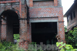 Kinh doanh - Cảnh nhếch nhác, hoang tàn ở những khu biệt thự 'triệu đô' phía Tây Hà Nội