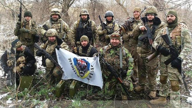 Bộ Quốc phòng Nga hầu như ngày nào
cũng đưa tin về tiêu diệt các chiến binh nước ngoài, trong số đó có
nhiều tay súng dày dạn kinh nghiệm đã trải qua nhiều điểm nóng
chiến sự trên thế giới được mệnh danh là “những con sói chiến binh
lão luyện”, cũng đã thiệt mạng khi đến Ukraine.