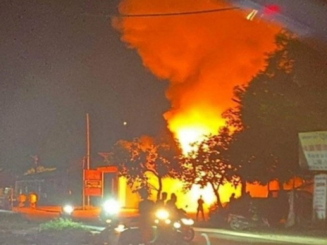 Tin tức trong ngày - Đối tượng đốt cây ATM đã ra đầu thú