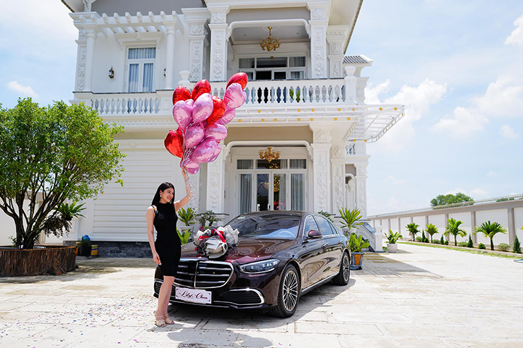 "Ngọc nữ Bolero" Lily Chen tậu 4 xế hộp Mercedes trong vòng 18 tháng - 12